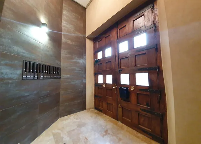 El Balcon De Amantes, Apto Hartzenbusch